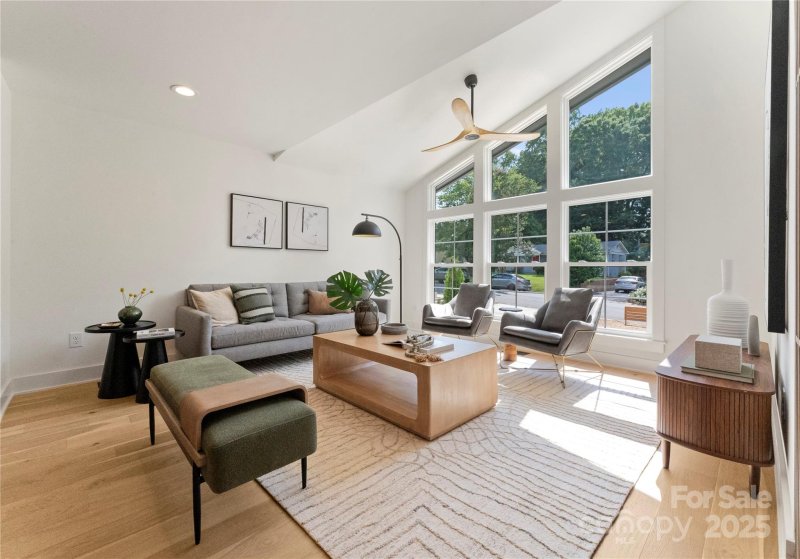 Property image 2 at 1819 Windham Place, Charlotte, NC 28205