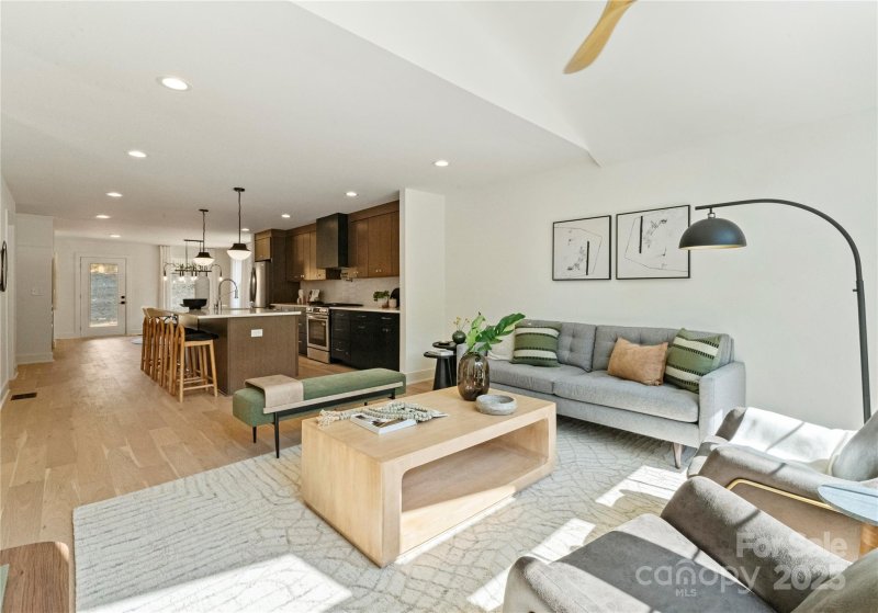 Property image 4 at 1819 Windham Place, Charlotte, NC 28205