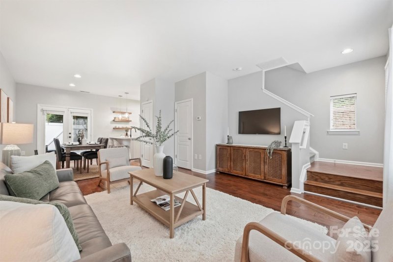 Property image 5 at 2104 Vision Drive, Charlotte, NC 28203