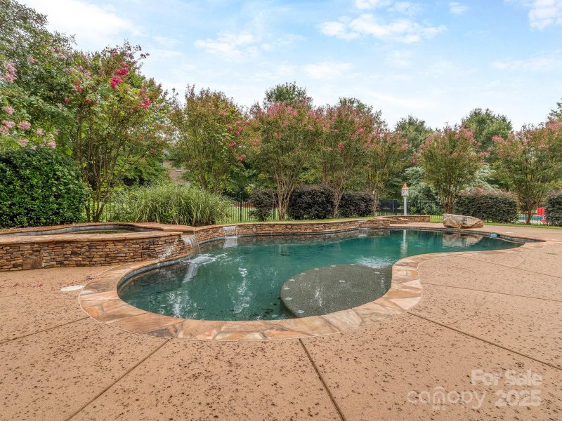 Property image 2 of 8208 Wingard Road in Therrell Farms, Waxhaw, NC 28173