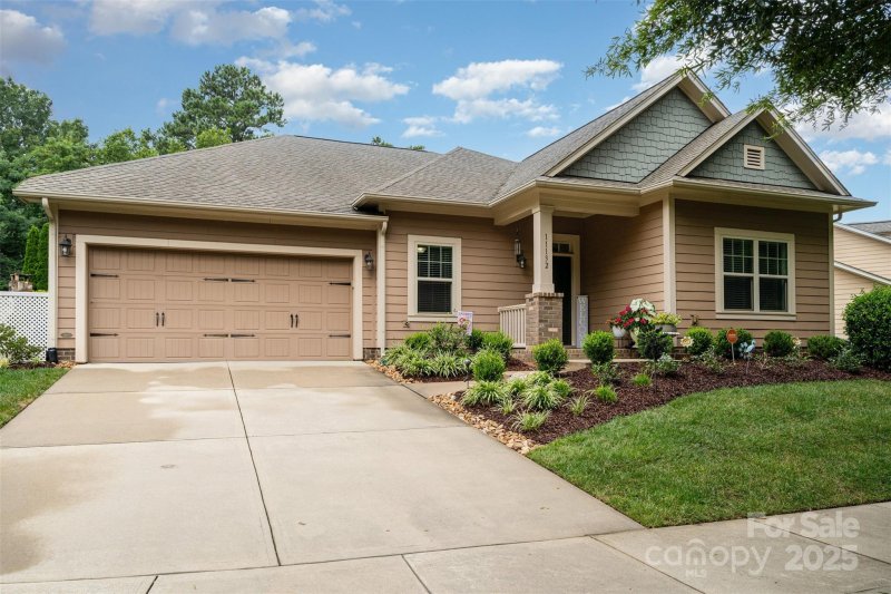 Property image 3 at 11132 Warfield Avenue, Huntersville, NC 28078