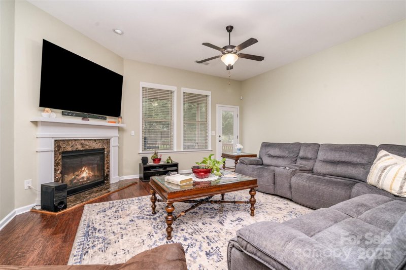 Property image 4 at 11132 Warfield Avenue, Huntersville, NC 28078