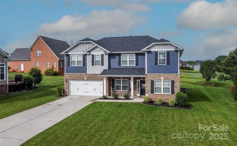 137 Tenth Green Court