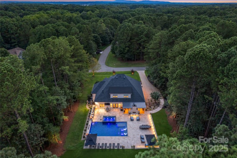 Property image 2 at 108 Dunn Ross Court, Mooresville, NC 28117