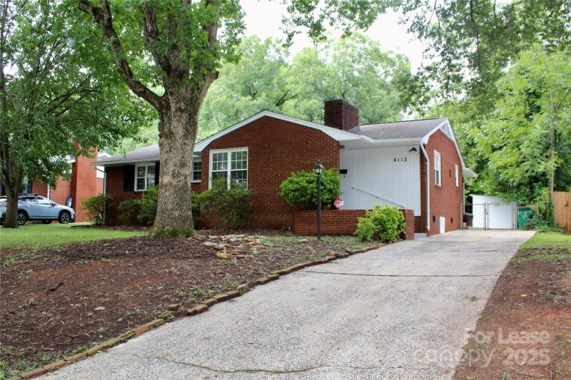 Property image 2 at 4112 Castlewood Road, Charlotte, NC 28209