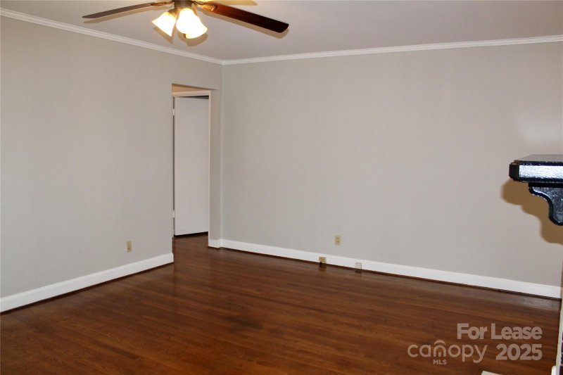 Property image 5 at 4112 Castlewood Road, Charlotte, NC 28209