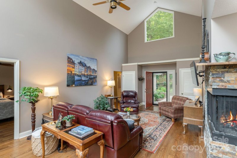 Property image 4 of 210 Claymoor Court in Kenmure, Flat Rock, NC 28731