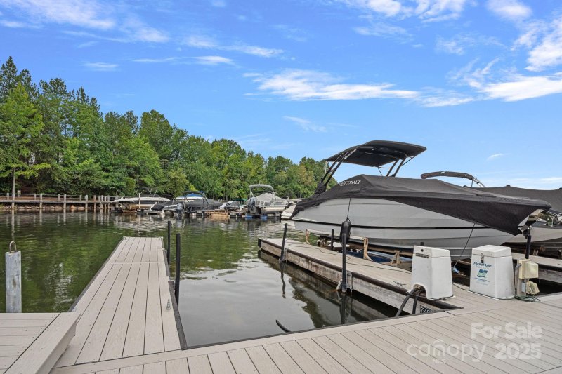 Property image 4 at 178 Shelburne Place, Mooresville, NC 28117