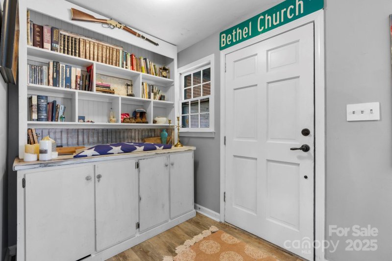 Property image 4 of 3843 22nd Street in Hickory Woods, Hickory, NC 28601