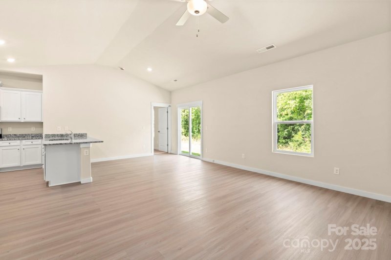 Property image 4 of 1550 Doran Terrace in Knights Bridge, Richburg, SC 29729