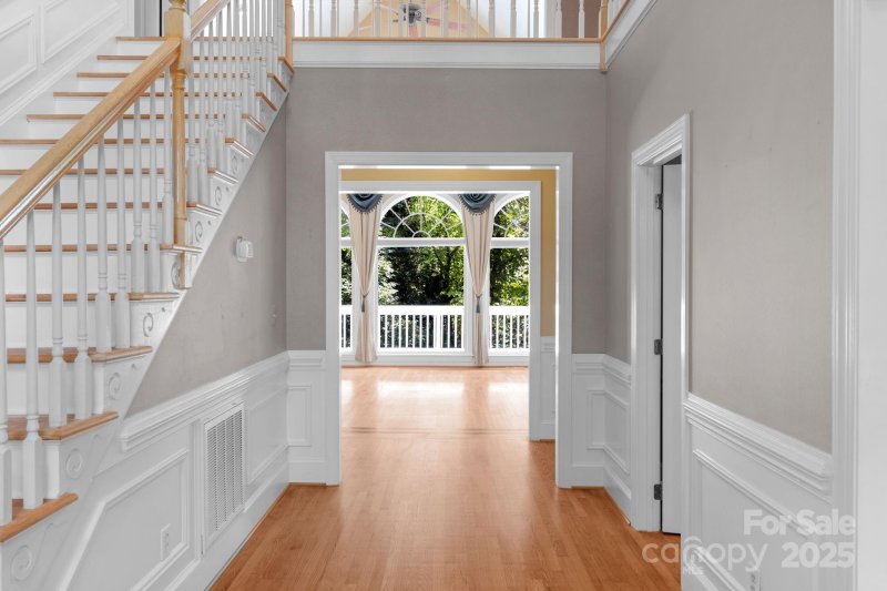 Property image 4 of 15618 Eagleview Drive in Riverpointe, Charlotte, NC 28278