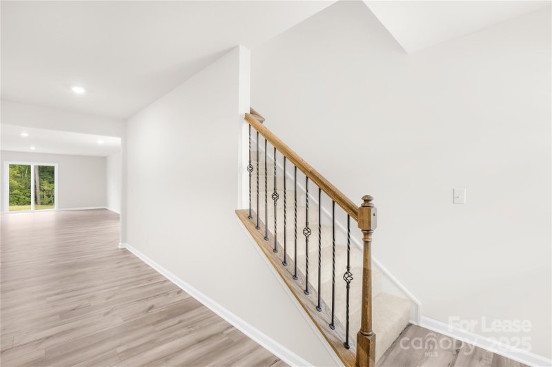 Property image 4 of 10159 Chatham Run Lane in The Retreat at Cameron Commons, Charlotte, NC 28262