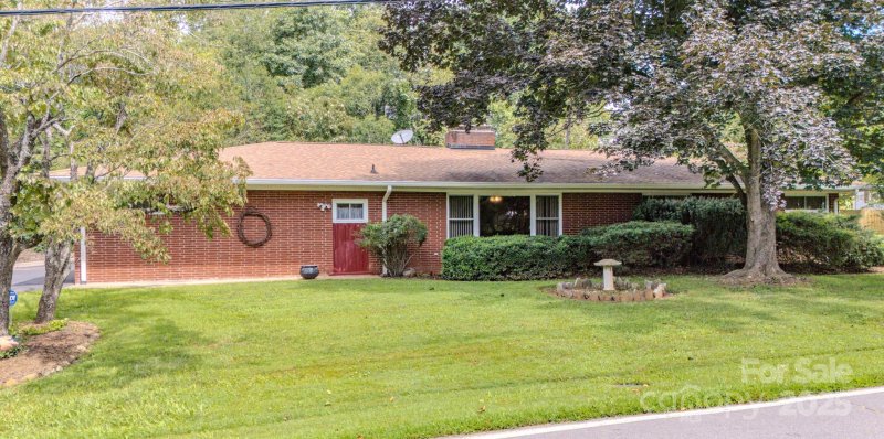 Property image 2 of 105 Alexander Avenue in Grovemont, Swannanoa, NC 28778