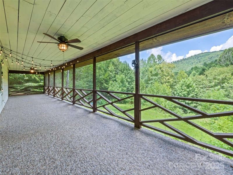 Property image 5 of 247 Three Springs Drive in Laurel Gap, Sylva, NC 28779