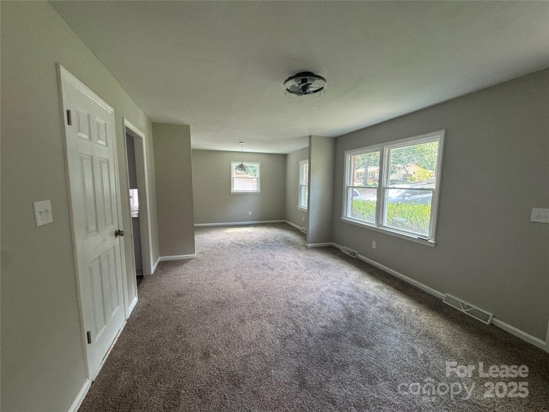 Property image 4 at 1203 Northwoods Drive, Kings Mountain, NC 28086