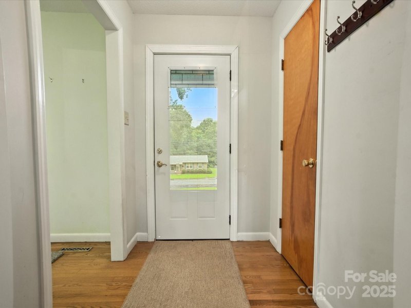 Property image 3 of 861 Carey Drive in Westover, Rock Hill, SC 29732