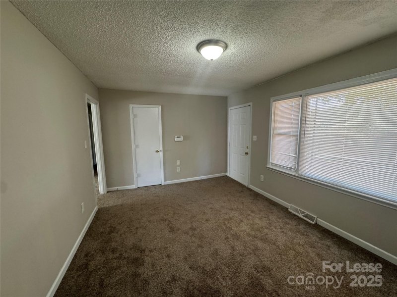 Property image 3 at 1502 Northwoods Drive, Kings Mountain, NC 28086