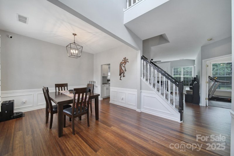 Property image 2 of 8919 Darcy Hopkins Drive in Reavencrest, Charlotte, NC 28277