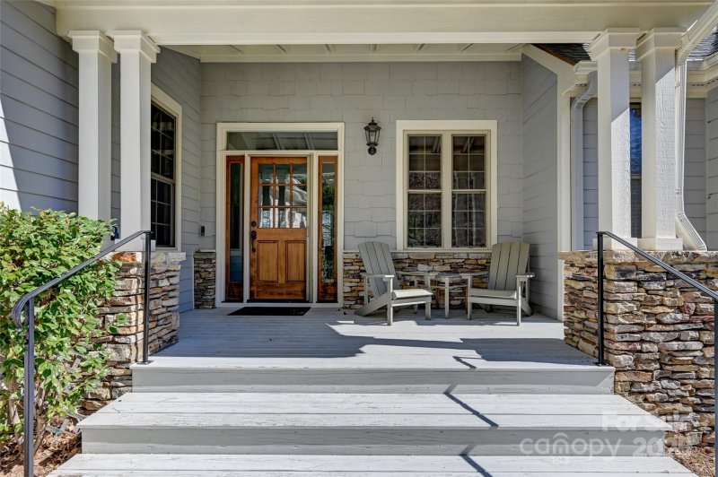 Property image 4 of 43 S Kuykendall Court in Dunroy On Rutledge, Hendersonville, NC 28739