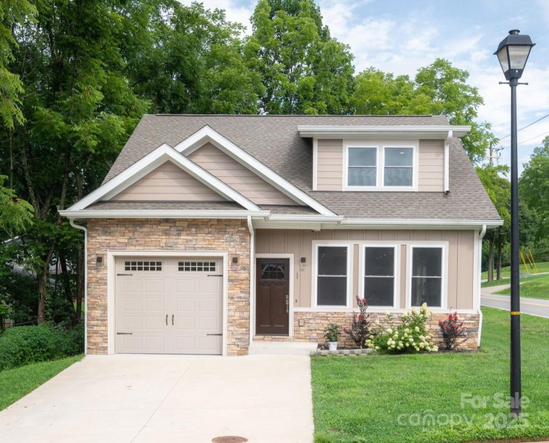 Ledbridge Vista, Arden Community