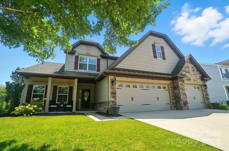 Property image 2 of 5607 Verrazano Drive in Shannon Vista, Waxhaw, NC 28173