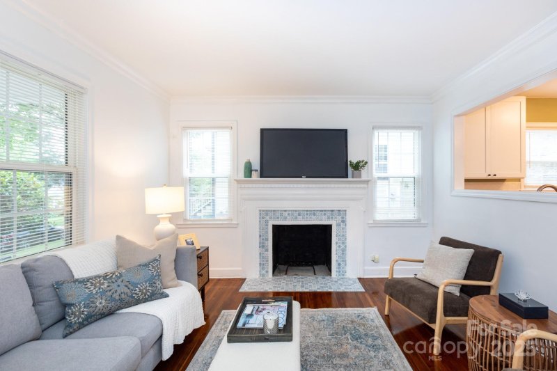 Property image 4 at 3015 Carol Avenue, Charlotte, NC 28208