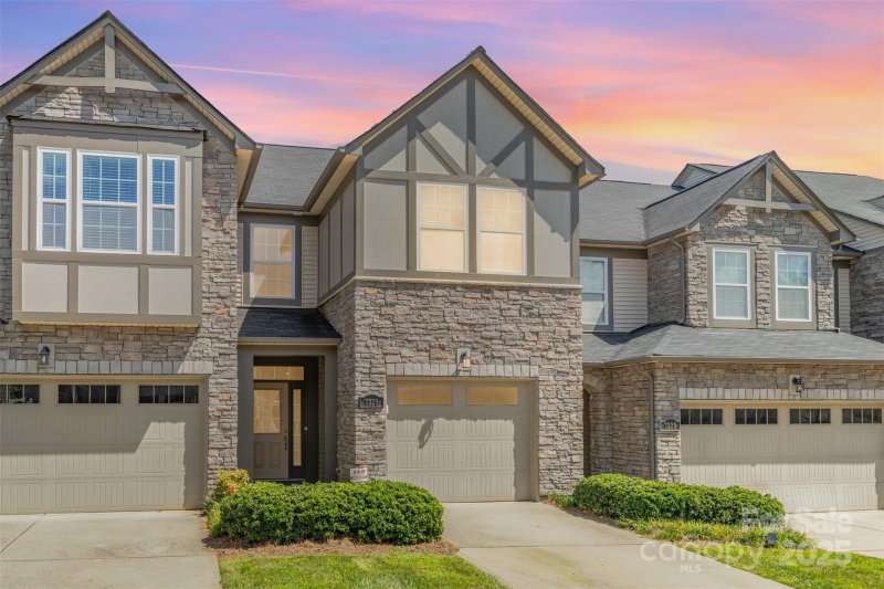 Property image 3 at 7325 Dulnian Way, Charlotte, NC 28278