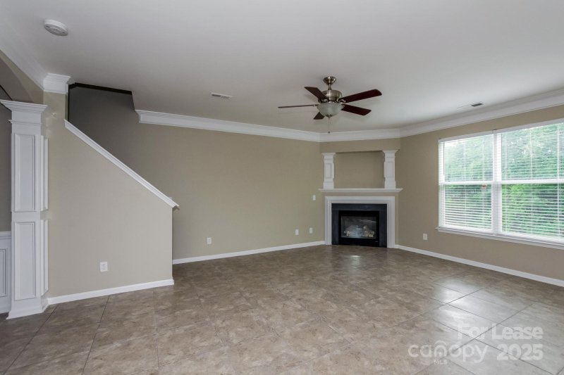 Property image 4 of 619 Mountain Quail Drive in Hawk Ridge, Charlotte, NC 28216