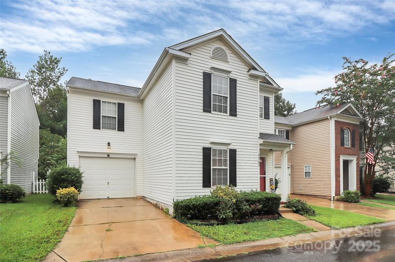 Property image 2 at 7707 Brisbane Court, Charlotte, NC 28215