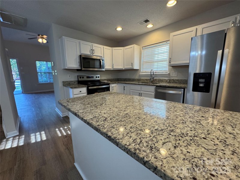 Property image 5 of 12533 Bluestem Lane in Maplecrest, Charlotte, NC 28277