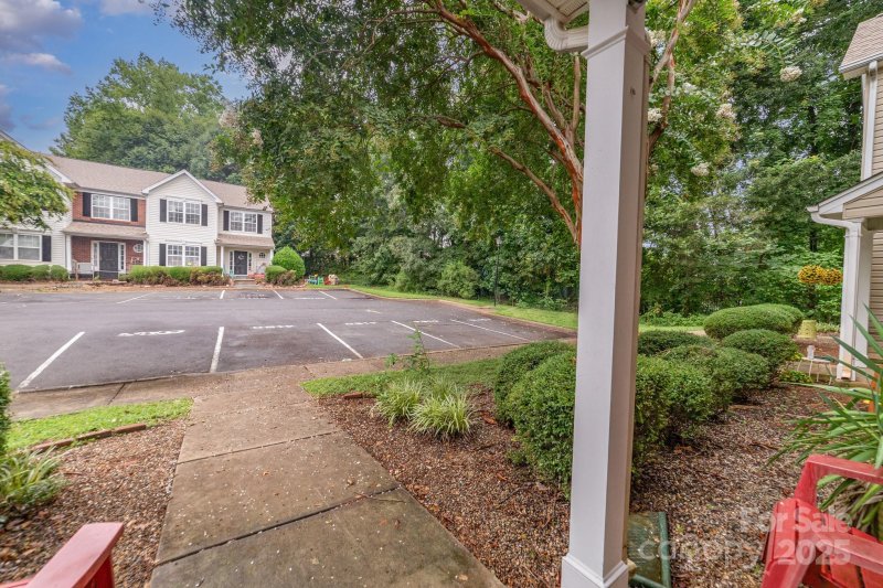 Property image 3 of 4146 Glenlea Commons Drive in Glenlea Park, Charlotte, NC 28216