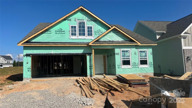 Property image 2 of 106 Cartington Way in Harris Farms, Mooresville, NC 28115