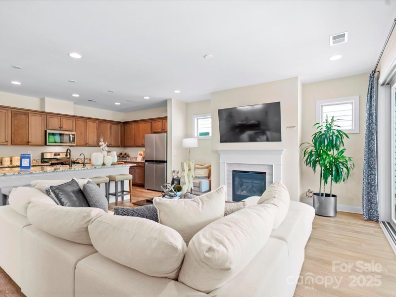 Property image 4 at 5412 Ellicott Rock Court, Denver, NC 28037