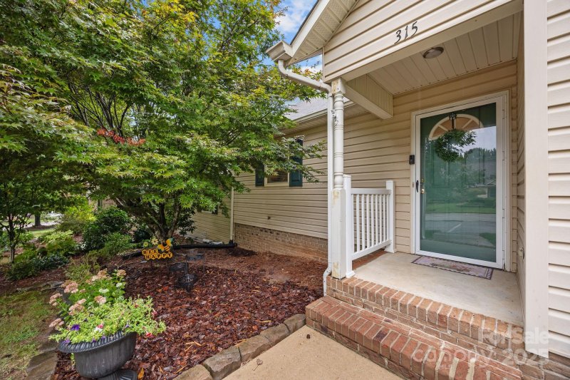 Property image 4 at 315 Hidden Creek Circle, Salisbury, NC 28147