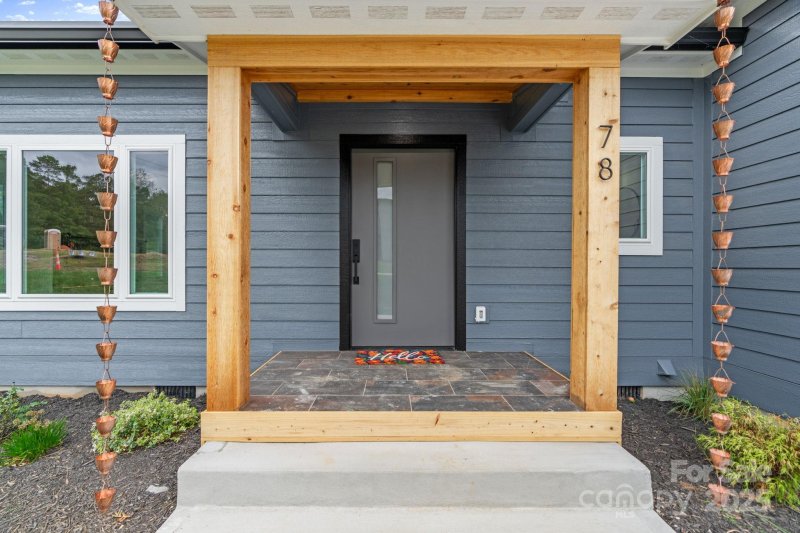 Property image 3 of 78 Scott Meadows Drive in Chambers Trace, Asheville, NC 28806