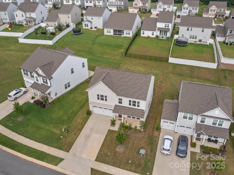 Property image 2 of 108 Carmine Court in Sutters Mill, Troutman, NC 28166