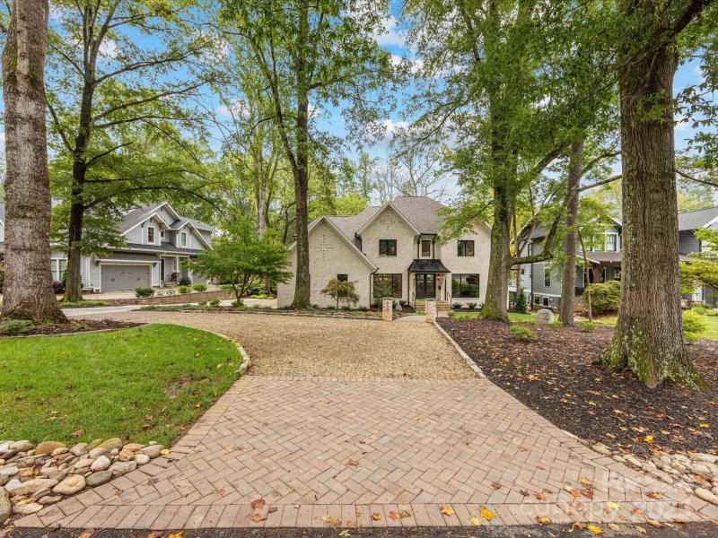 Property image 2 at 438 Wonderwood Drive, Charlotte, NC 28211