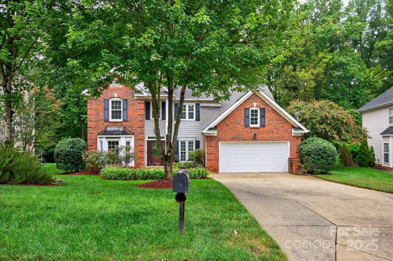 Property image 2 of 4713 Hanging Ivy Drive in Bradfield Farms, Charlotte, NC 28215