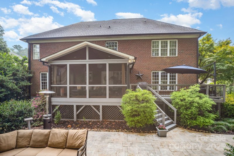 Property image 4 of 9611 Devonshire Drive in Birkdale, Huntersville, NC 28078