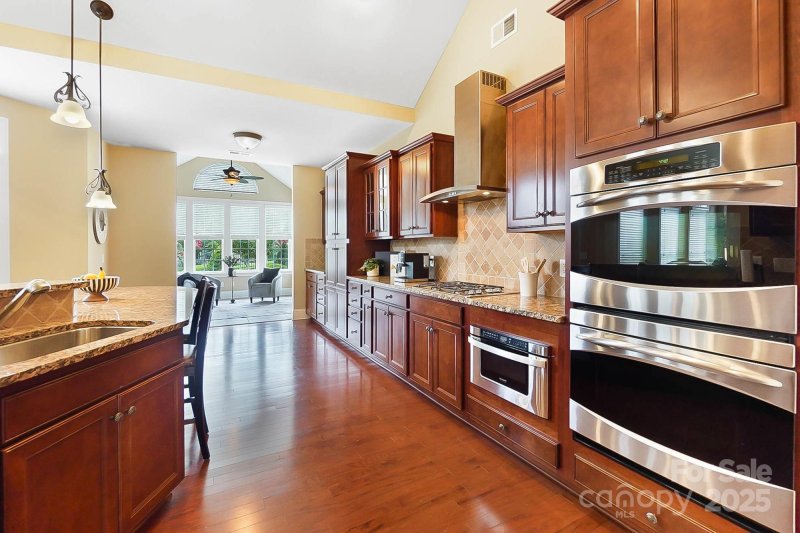 Property image 5 at 6011 Berewick Commons Parkway, Charlotte, NC 28278