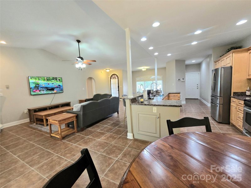 Property image 5 of 26 Ocaso Drive in Bonito Ocaso in Crowell Farms, Asheville, NC 28806