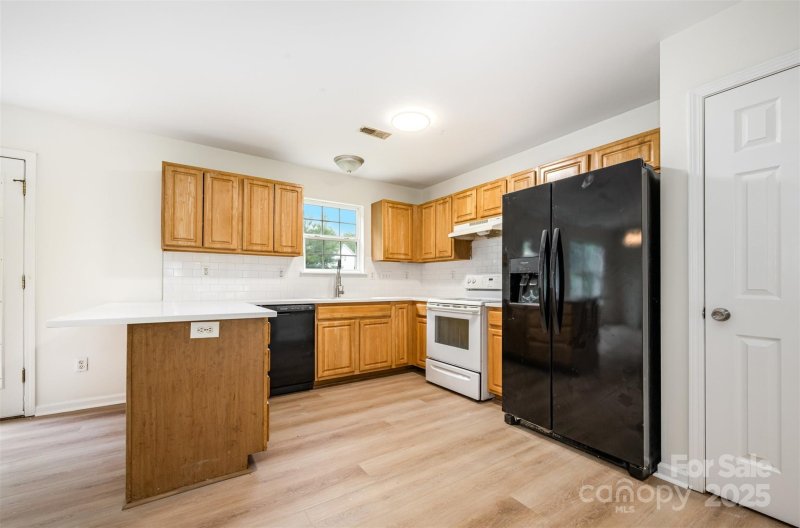 Property image 5 at 1413 Braveheart Lane, Charlotte, NC 28216