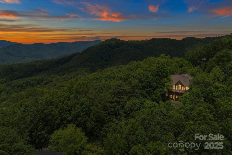 Property image 5 of 65 Timber Park Drive in Timber Park, Black Mountain, NC 28711