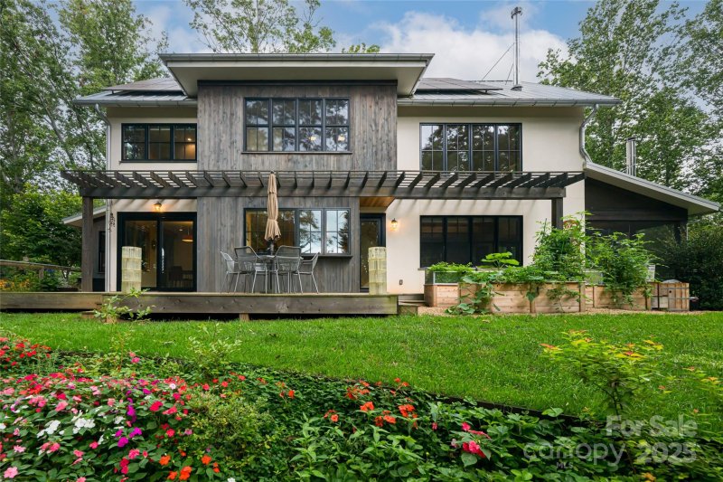 Property image 2 of 7 Bee Balm Way in Olivette, Asheville, NC 28804
