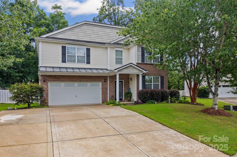 Property image 4 of 409 Garden Grove Road in Spicewood, Fort Mill, SC 29708