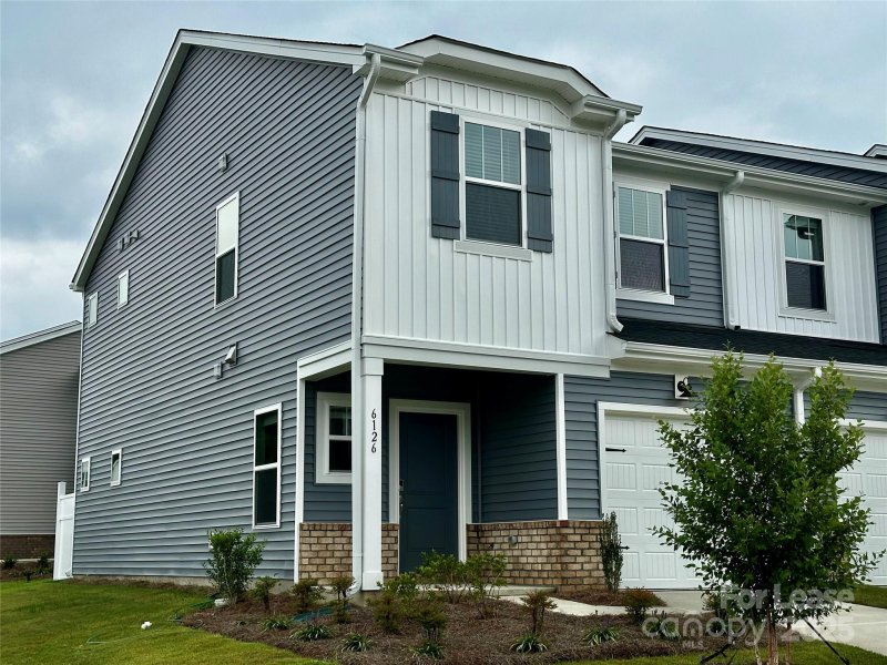 6126 Starview Terrace