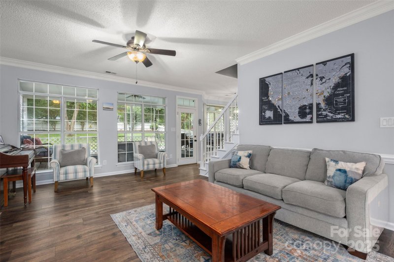 Property image 5 of 1815 Sugar Hollow Drive in Northwoods, Charlotte, NC 28214