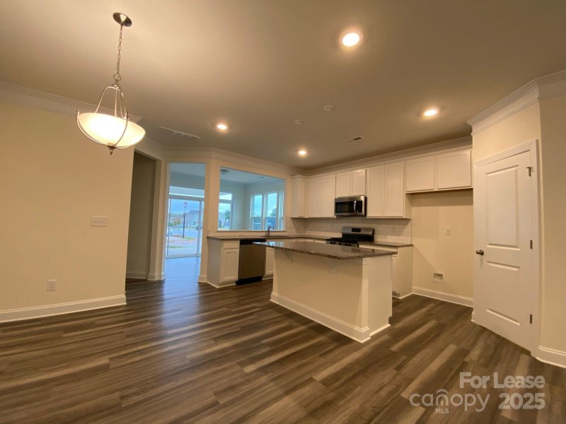 Property image 4 at 2102 Blewett Drive, Charlotte, NC 28269