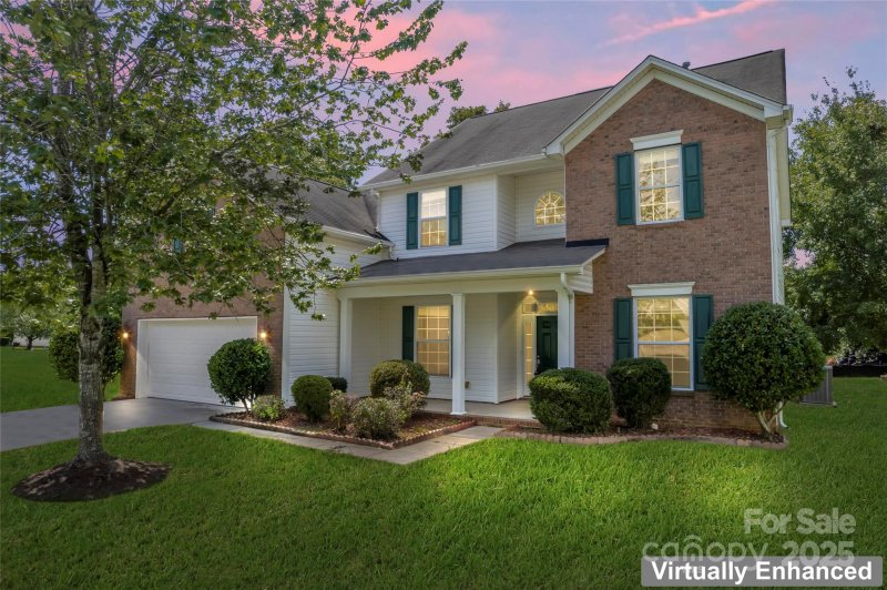 Property image 4 of 2003 Red Carpet Court in Crismark, Indian Trail, NC 28079