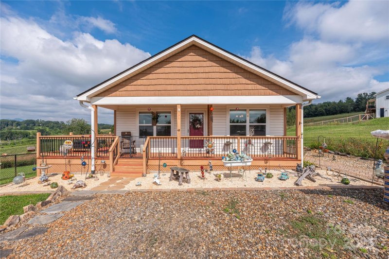 Property image 2 at 43 Paul Bridges Road, Alexander, NC 28701